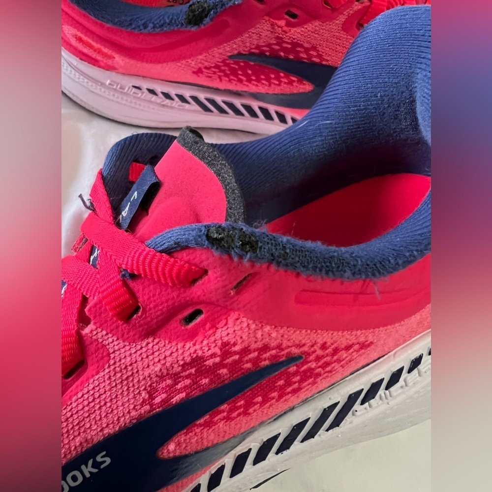 Brooks Launch GTS 9 Women’s Size 8.5 B Hot Pink Blue 12829 Running Walking - Picture 5 of 12